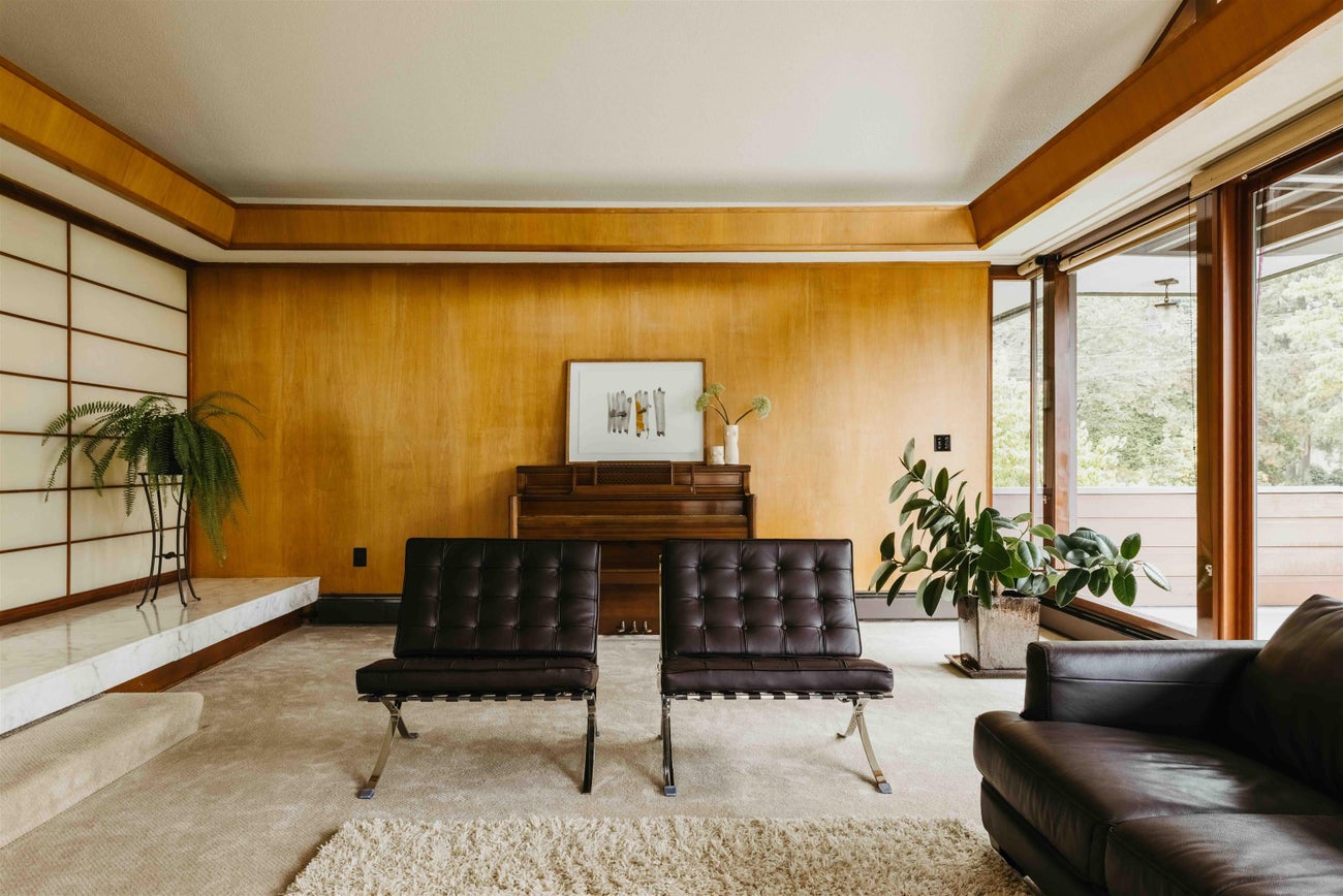 701 Dansey Avenue - Coquitlam West Single Family Residence for Sale, 5 Bedrooms (R3086454)# - 5