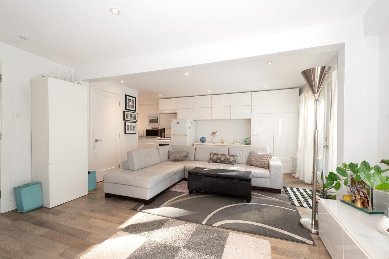 8240 Manson Drive - Government Road Single Family Residence for Sale, 5 Bedrooms (R3086640)# - 27