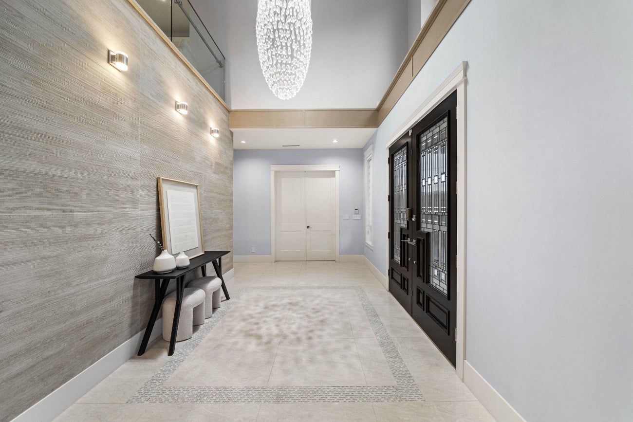 656 Blue Mountain Street - Coquitlam West Single Family Residence for Sale, 7 Bedrooms (R3086947)# - 3