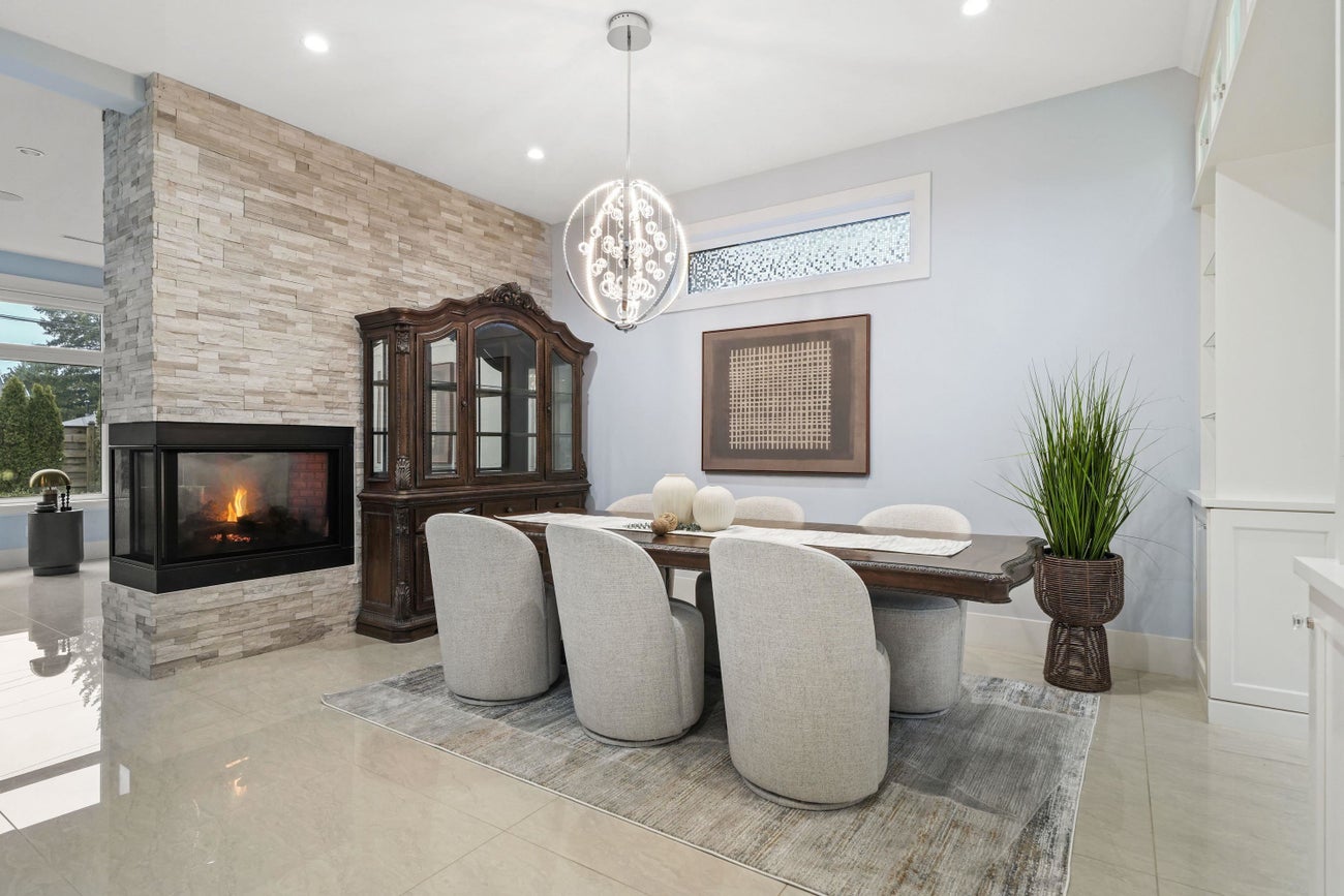 656 Blue Mountain Street - Coquitlam West Single Family Residence for Sale, 7 Bedrooms (R3086947)# - 9