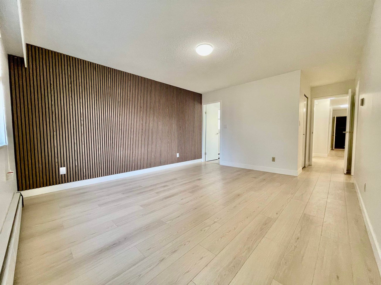 657 Poirier Street - Central Coquitlam Single Family Residence for Sale, 3 Bedrooms (R3087039)# - 11