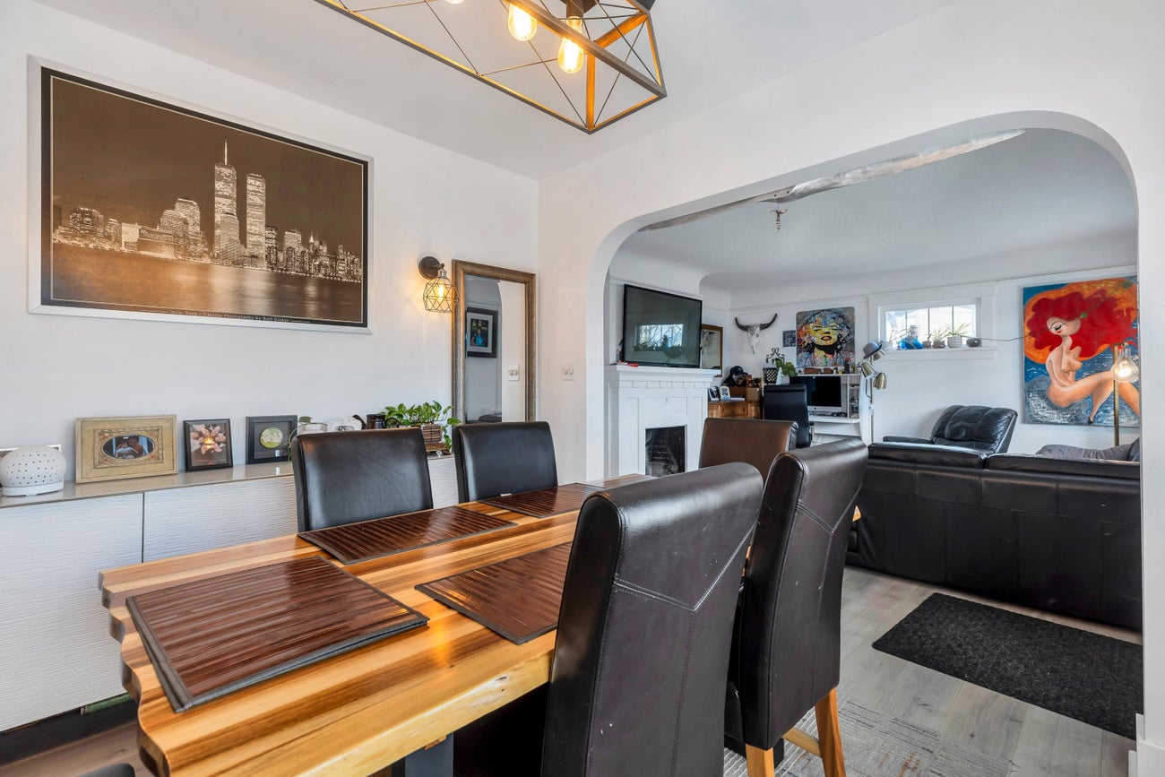 125 N Gilmore Avenue - Vancouver Heights Single Family Residence for Sale, 4 Bedrooms (R3087700)# - 12