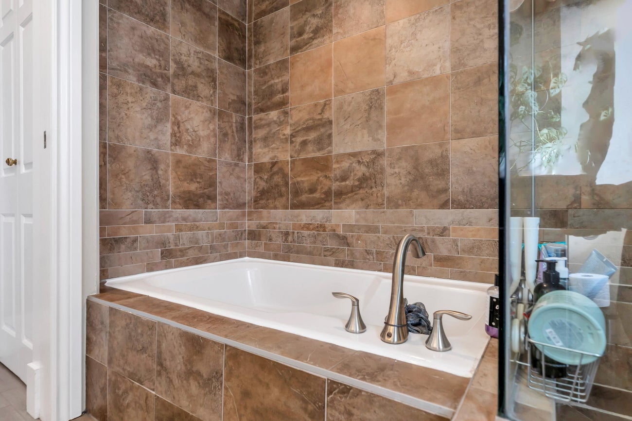 125 N Gilmore Avenue - Vancouver Heights Single Family Residence for Sale, 4 Bedrooms (R3087700)# - 21