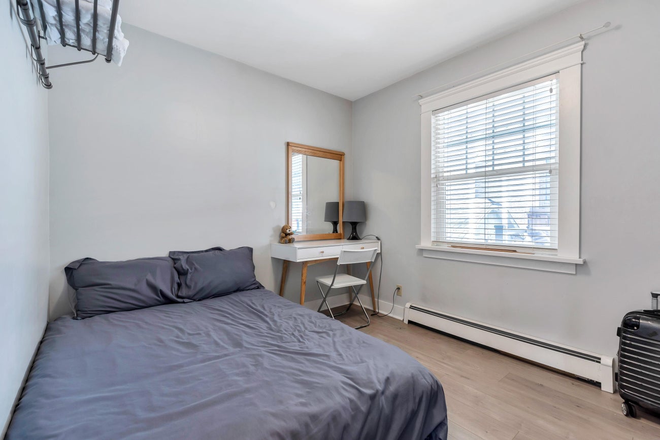 125 N Gilmore Avenue - Vancouver Heights Single Family Residence for Sale, 4 Bedrooms (R3087700)# - 22