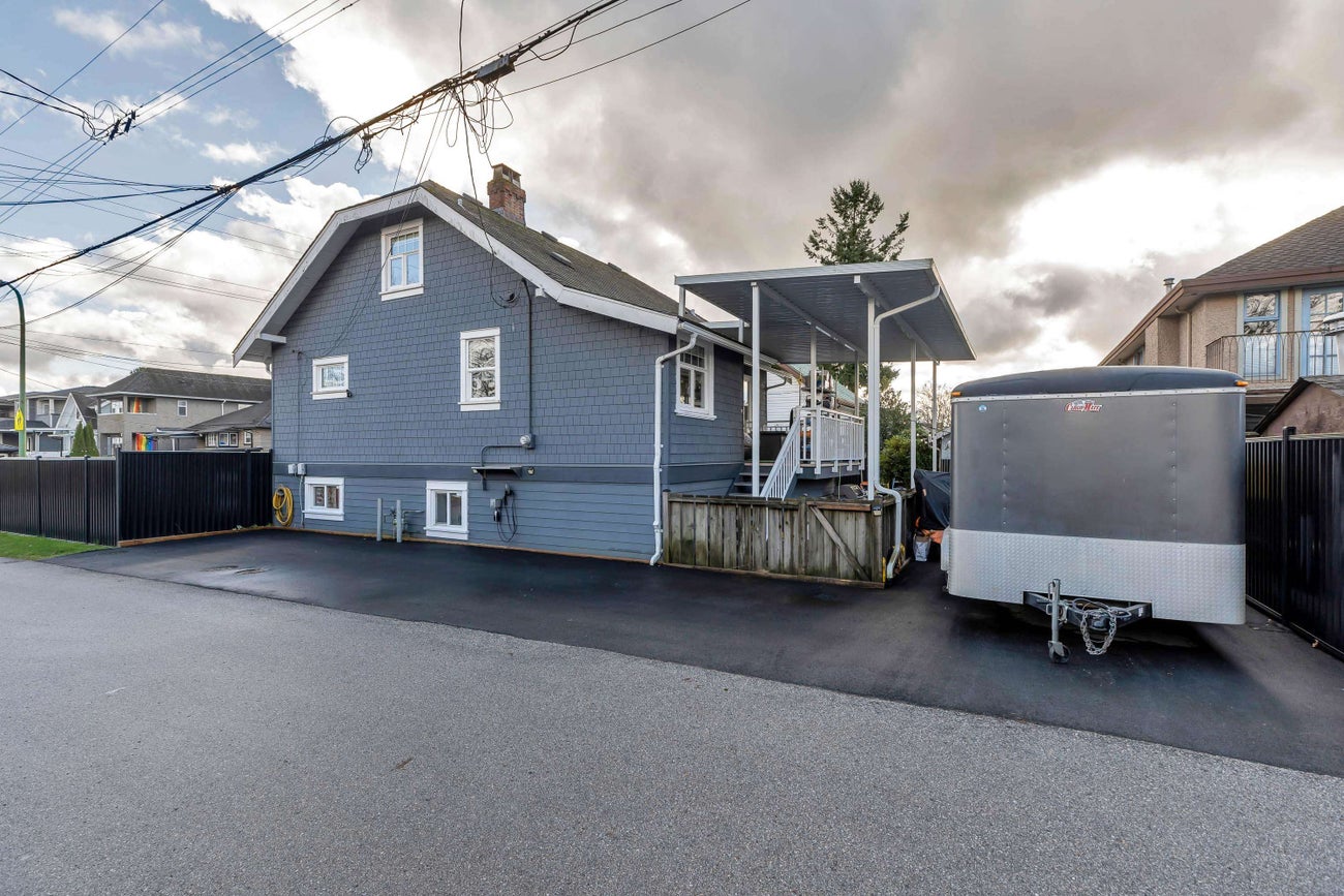 125 N Gilmore Avenue - Vancouver Heights Single Family Residence for Sale, 4 Bedrooms (R3087700)# - 4