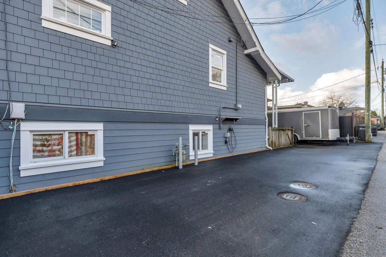 125 N Gilmore Avenue - Vancouver Heights Single Family Residence for Sale, 4 Bedrooms (R3087700)# - 5