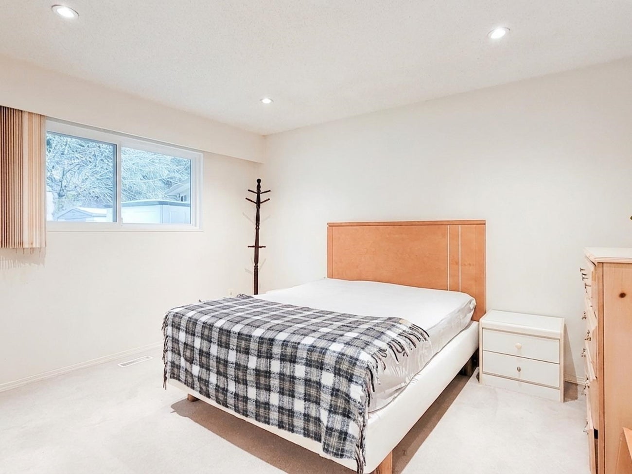 2519 Penshurst Court - Coquitlam East Single Family Residence for Sale, 4 Bedrooms (R3087828)# - 21