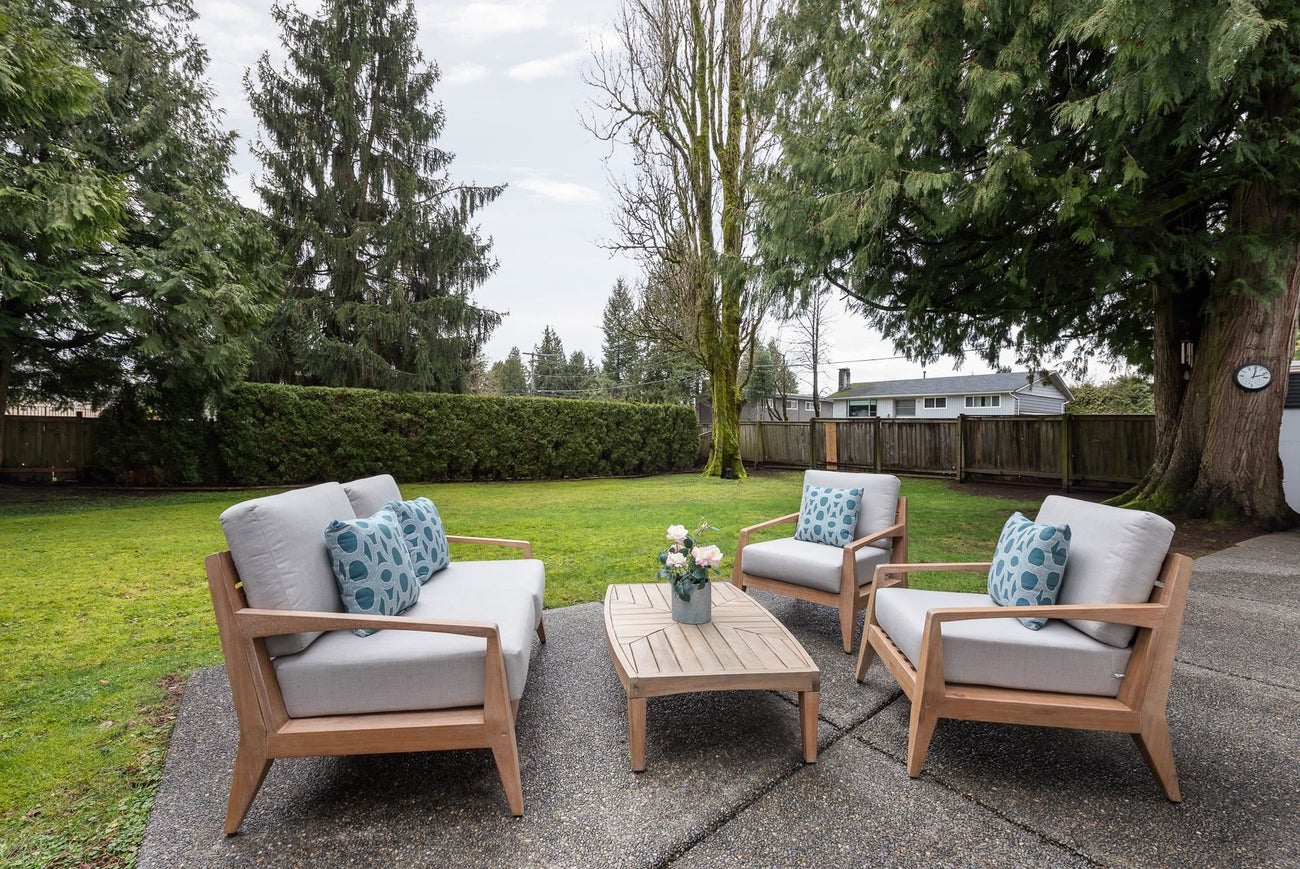 2070 Lyons Court - Central Coquitlam Single Family Residence for Sale, 3 Bedrooms (R3087897)# - 24