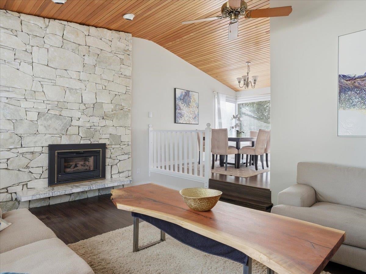 385 Hickey Drive - Coquitlam East Single Family Residence for Sale, 5 Bedrooms (R3088082)# - 10