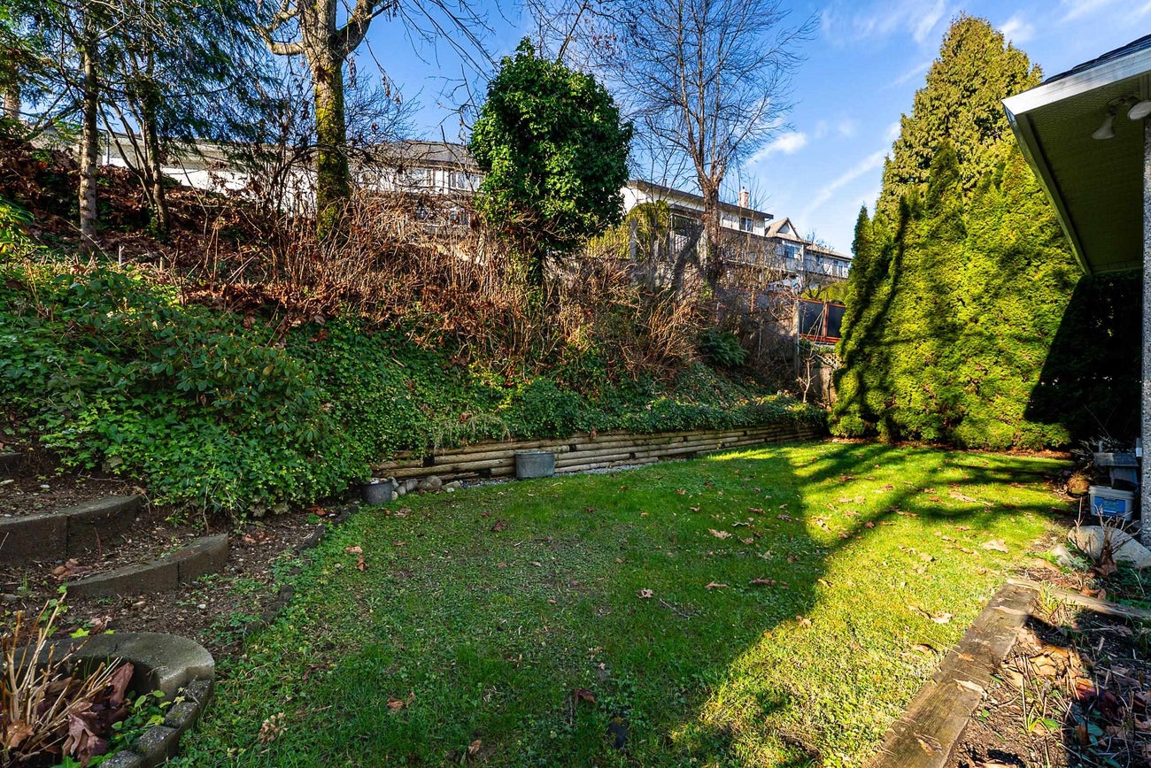 408 Riverview Crescent - Coquitlam East Single Family Residence for Sale, 5 Bedrooms (R3088602)# - 12