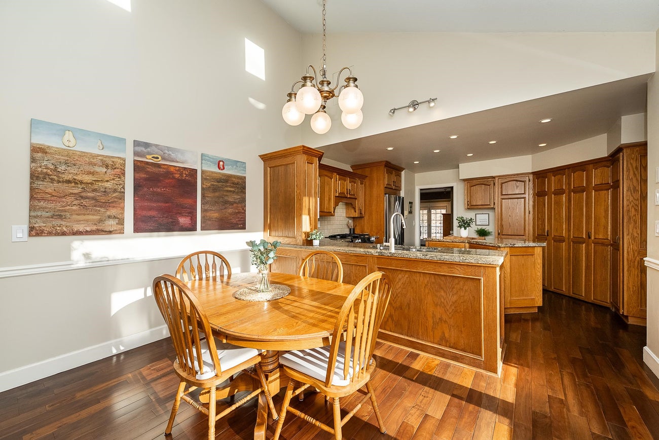 408 Riverview Crescent - Coquitlam East Single Family Residence for Sale, 5 Bedrooms (R3088602)# - 8