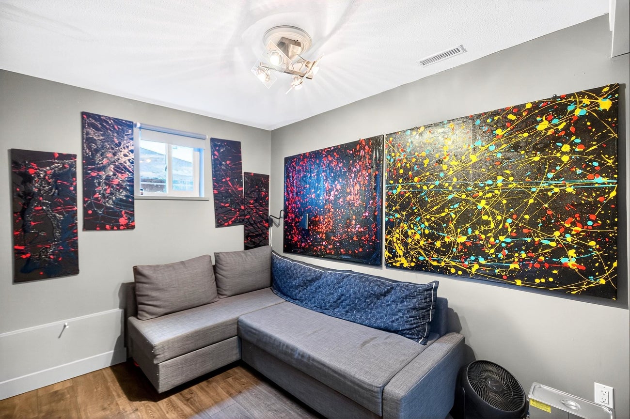 928 Stanton Avenue - Coquitlam West Single Family Residence for Sale, 4 Bedrooms (R3088647)# - 18