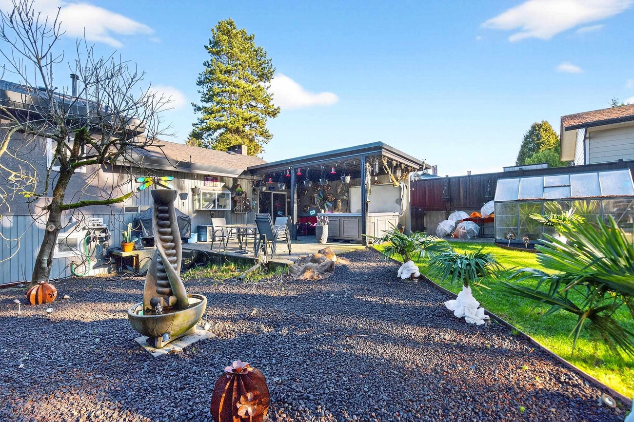 928 Stanton Avenue - Coquitlam West Single Family Residence for Sale, 4 Bedrooms (R3088647)# - 29