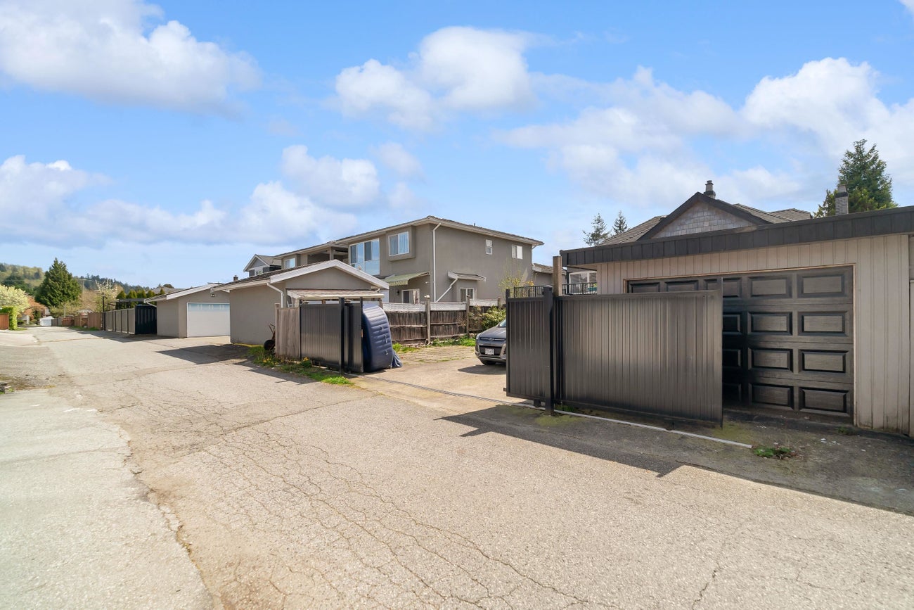 6895 Curtis Street - Sperling-Duthie Single Family Residence for Sale, 5 Bedrooms (R3089076)# - 4