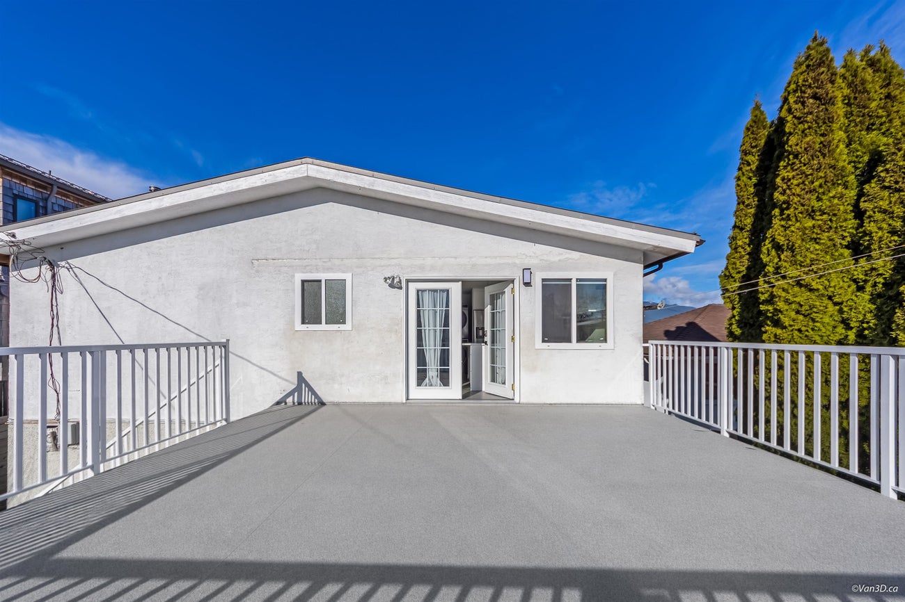 4346 Dundas Street - Vancouver Heights Single Family Residence for Sale, 6 Bedrooms (R3089169)# - 10