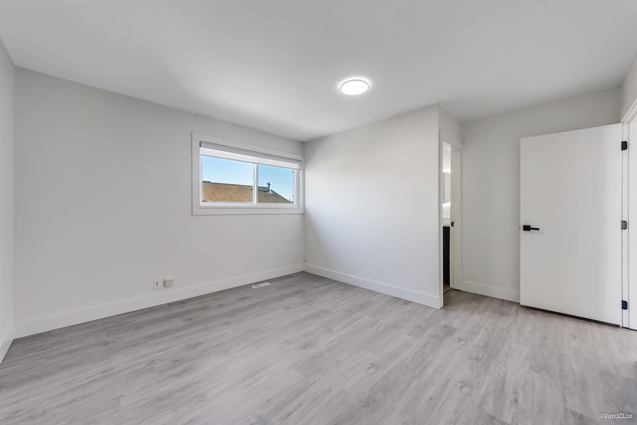 4346 Dundas Street - Vancouver Heights Single Family Residence for Sale, 6 Bedrooms (R3089169)# - 16