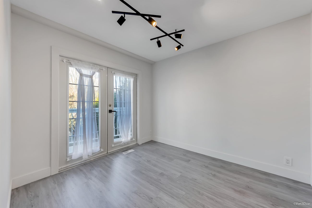 4346 Dundas Street - Vancouver Heights Single Family Residence for Sale, 6 Bedrooms (R3089169)# - 21