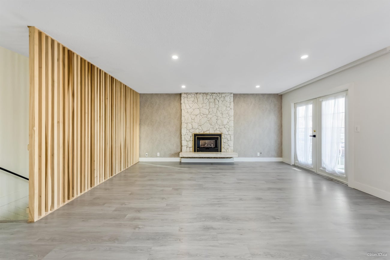 4346 Dundas Street - Vancouver Heights Single Family Residence for Sale, 6 Bedrooms (R3089169)# - 24