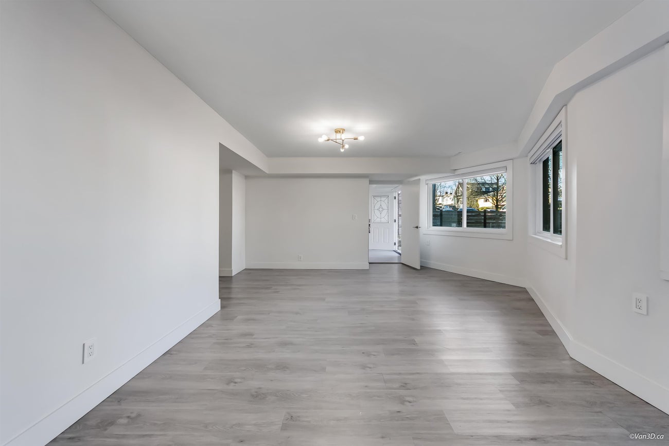 4346 Dundas Street - Vancouver Heights Single Family Residence for Sale, 6 Bedrooms (R3089169)# - 29