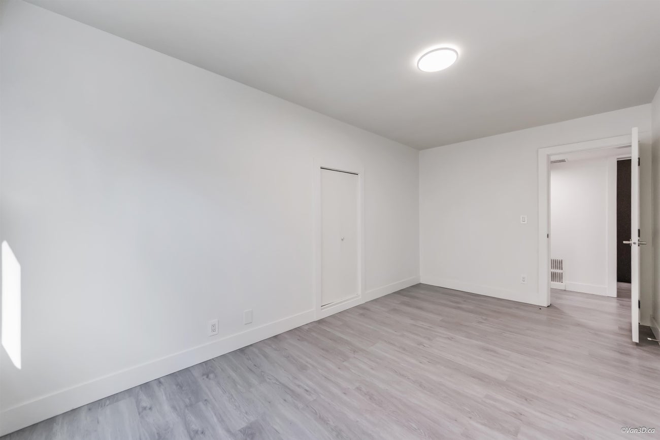 4346 Dundas Street - Vancouver Heights Single Family Residence for Sale, 6 Bedrooms (R3089169)# - 36