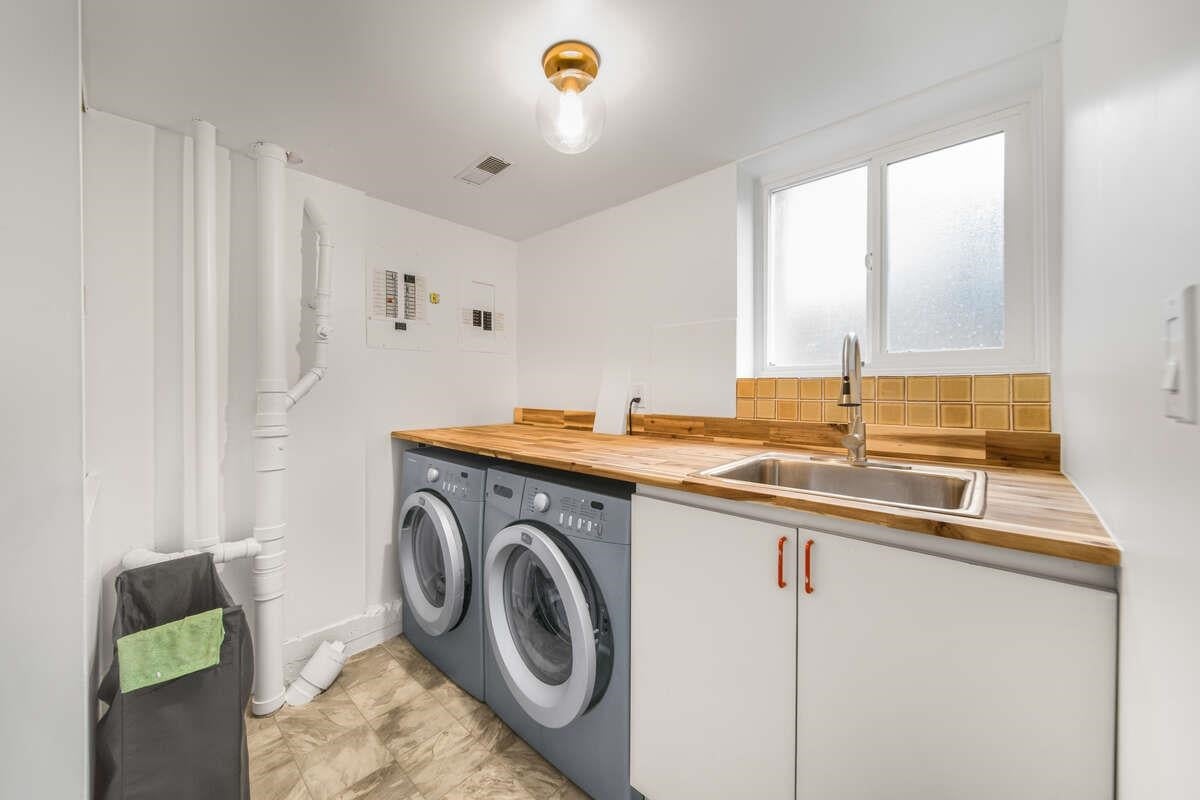 2280 King Albert Avenue - Central Coquitlam Single Family Residence for Sale, 3 Bedrooms (R3089658)# - 19