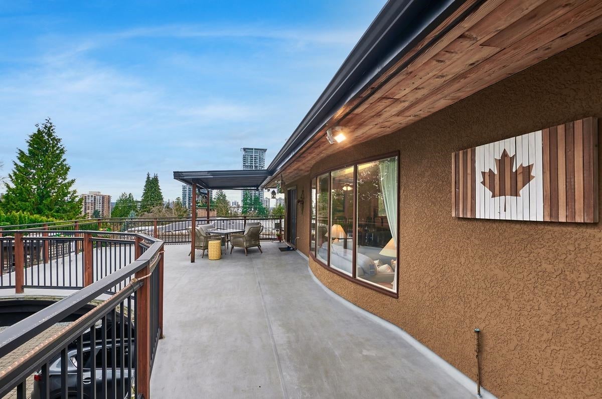 630 Sydney Avenue - Coquitlam West Single Family Residence for Sale, 6 Bedrooms (R3089729)# - 5