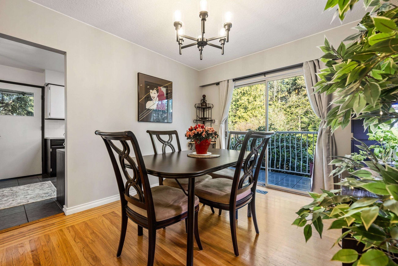 2560 Haversley Avenue - Coquitlam East Single Family Residence for Sale, 4 Bedrooms (R3089767)# - 10