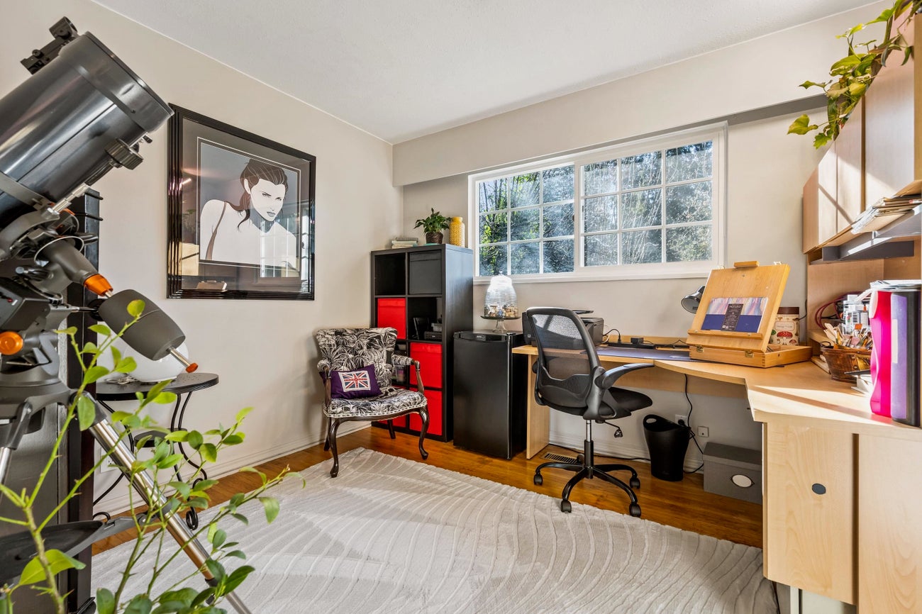 2560 Haversley Avenue - Coquitlam East Single Family Residence for Sale, 4 Bedrooms (R3089767)# - 23