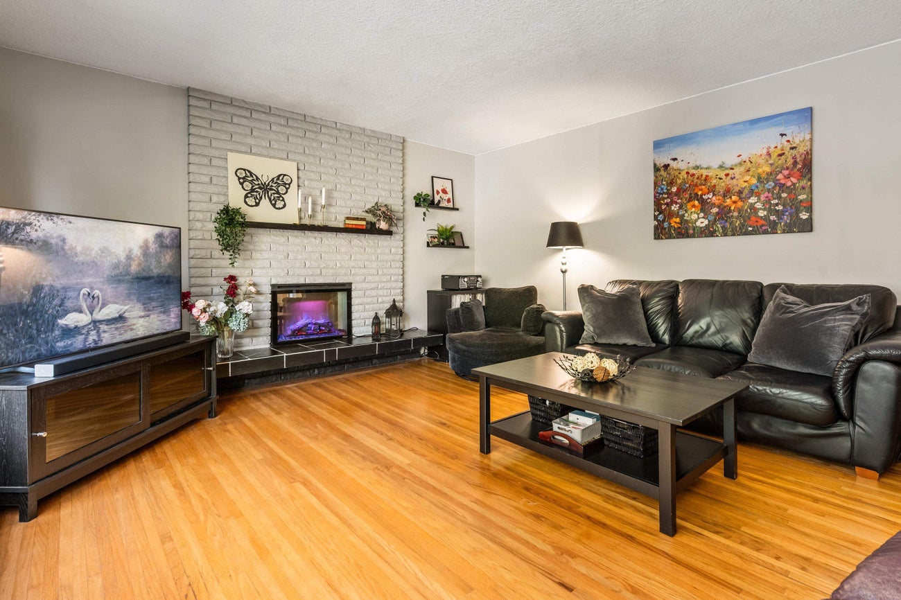 2560 Haversley Avenue - Coquitlam East Single Family Residence for Sale, 4 Bedrooms (R3089767)# - 7