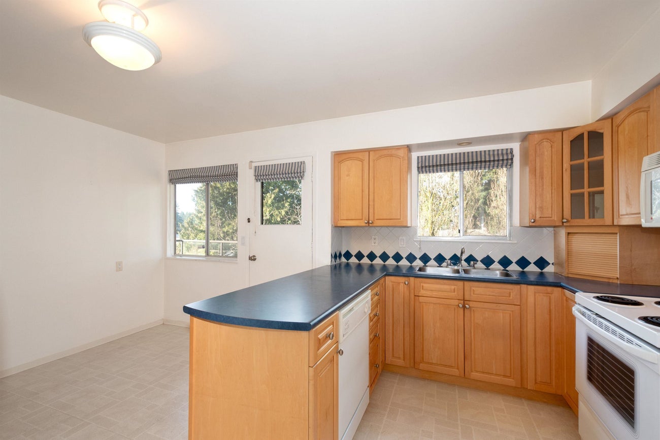 712 Macintosh Street - Central Coquitlam Single Family Residence for Sale, 3 Bedrooms (R3090305)# - 14