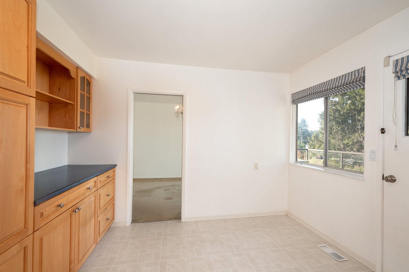 712 Macintosh Street - Central Coquitlam Single Family Residence for Sale, 3 Bedrooms (R3090305)# - 17