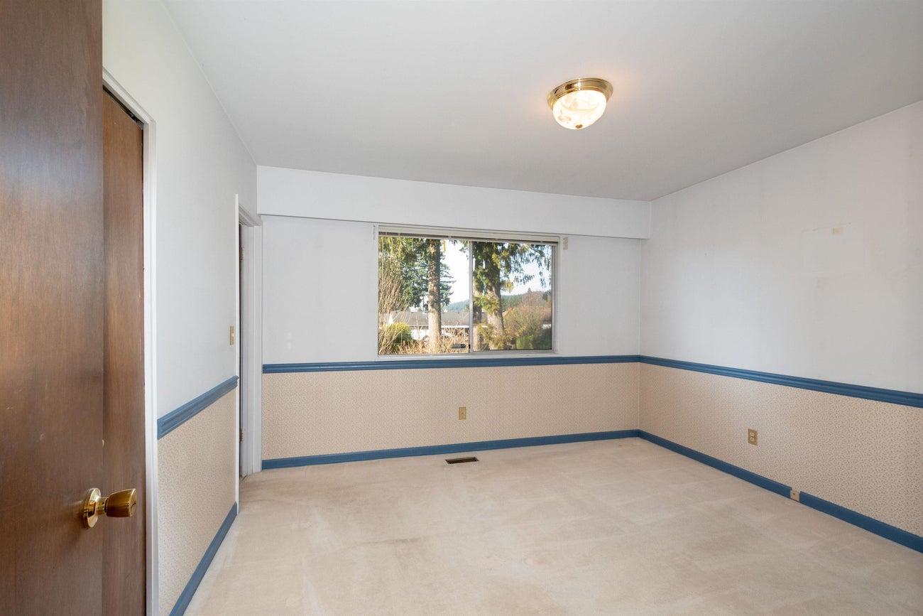 712 Macintosh Street - Central Coquitlam Single Family Residence for Sale, 3 Bedrooms (R3090305)# - 18