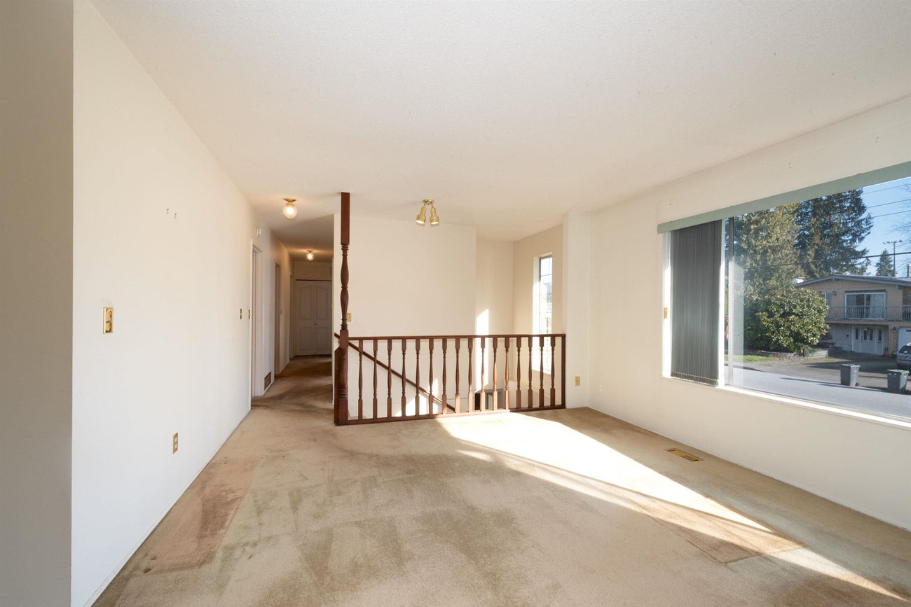 712 Macintosh Street - Central Coquitlam Single Family Residence for Sale, 3 Bedrooms (R3090305)# - 3