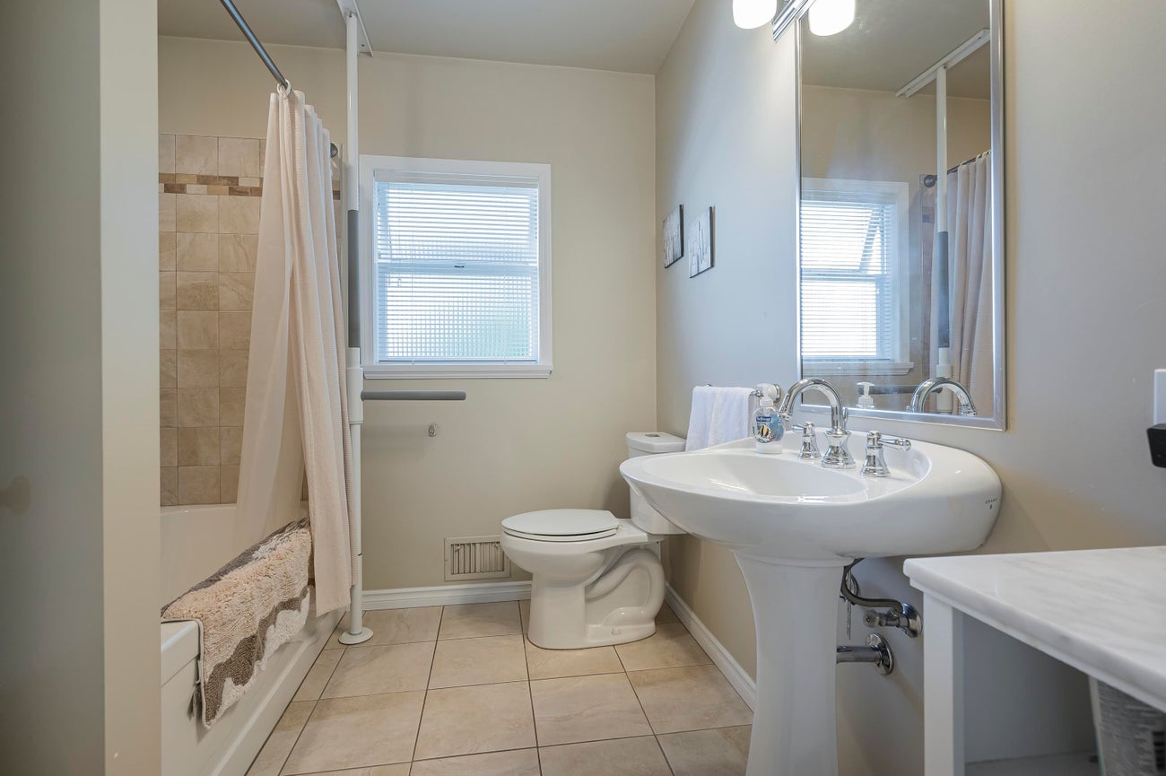 541 Cochrane Avenue - Coquitlam West single-family-residence for Sale, 5 Bedrooms (R3090326)# - 17