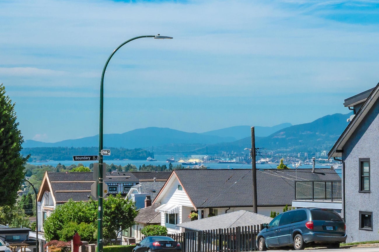 3778 Triumph Street - Vancouver Heights Single Family Residence for Sale, 4 Bedrooms (R3090665)# - 20