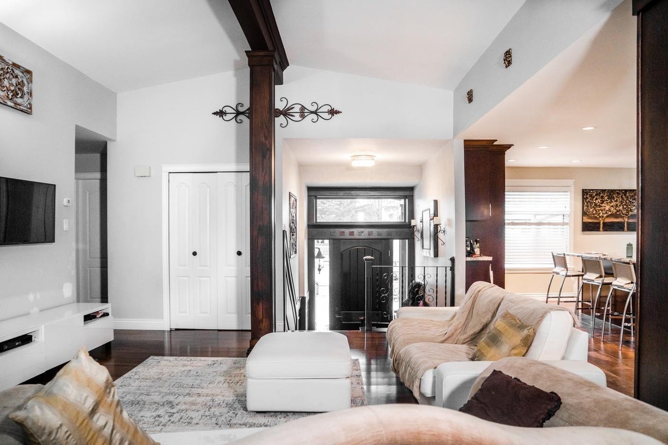 1190 Augusta Avenue - Simon Fraser Univer. single-family-residence for Sale, 4 Bedrooms (R3090788)# - 3
