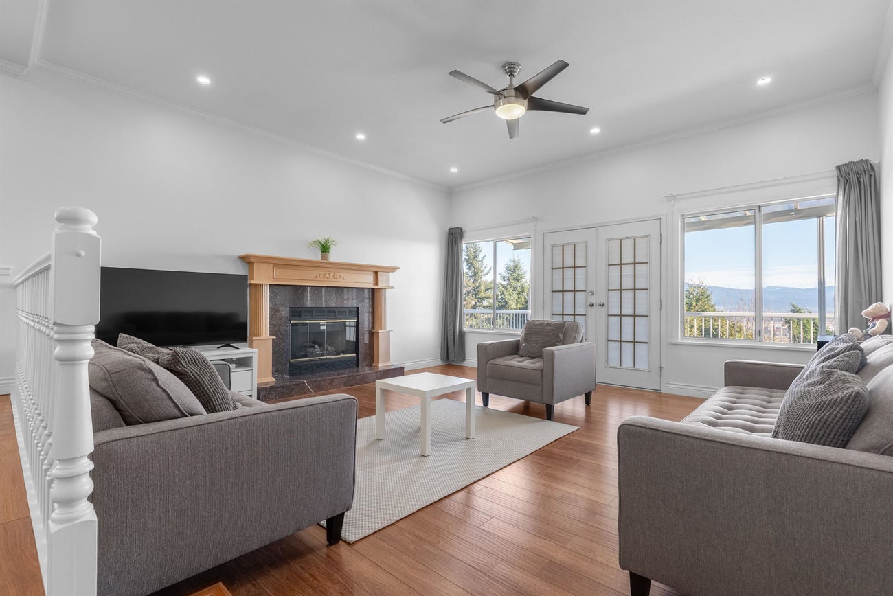 2765 Nadina Drive - Coquitlam East Single Family Residence for Sale, 7 Bedrooms (R3091003)# - 11