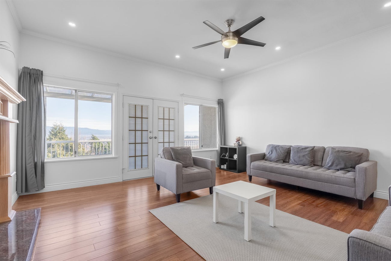 2765 Nadina Drive - Coquitlam East Single Family Residence for Sale, 7 Bedrooms (R3091003)# - 13