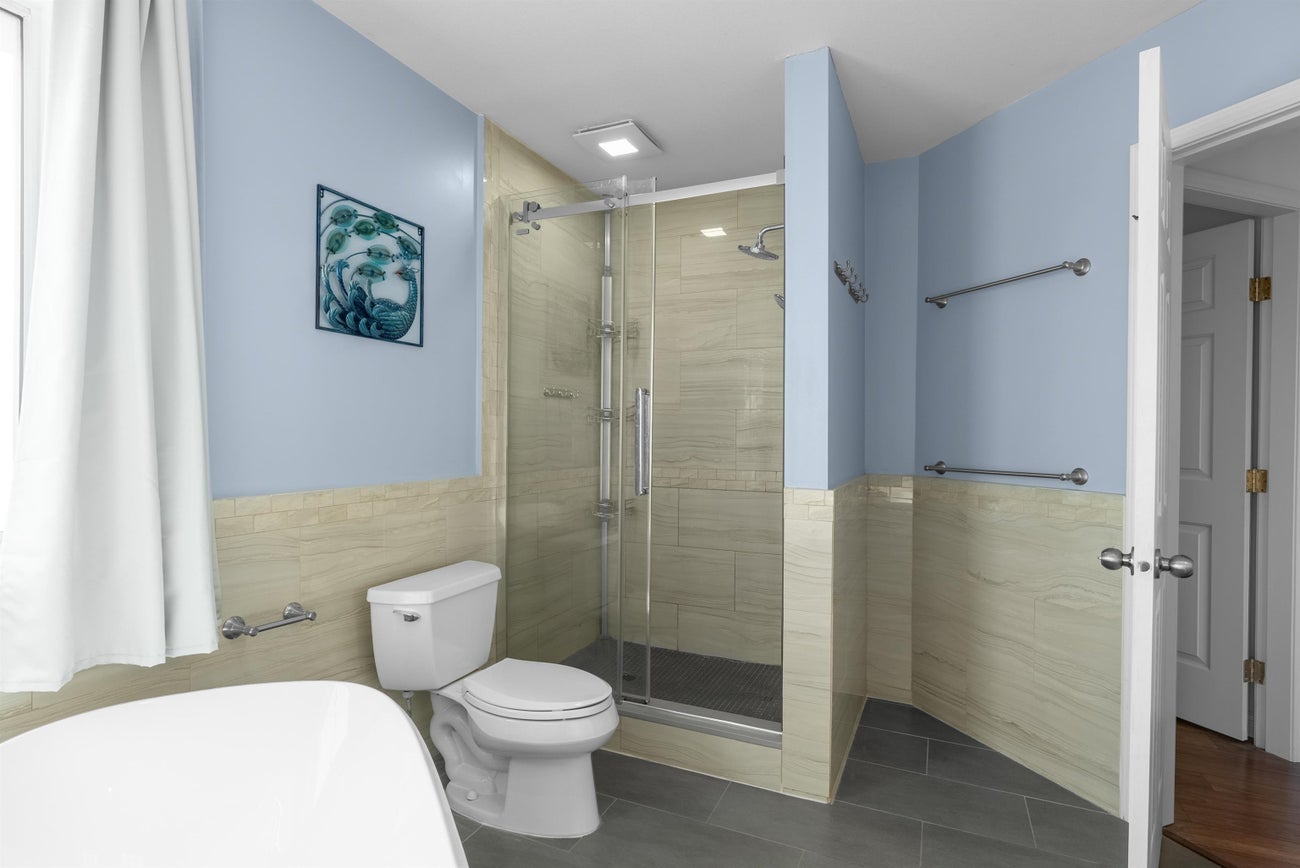 2765 Nadina Drive - Coquitlam East Single Family Residence for Sale, 7 Bedrooms (R3091003)# - 29