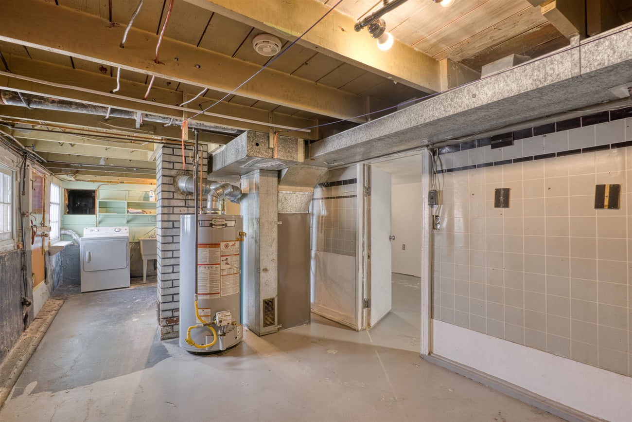 1111 Cartier Avenue - Maillardville Single Family Residence for Sale, 3 Bedrooms (R3091048)# - 17