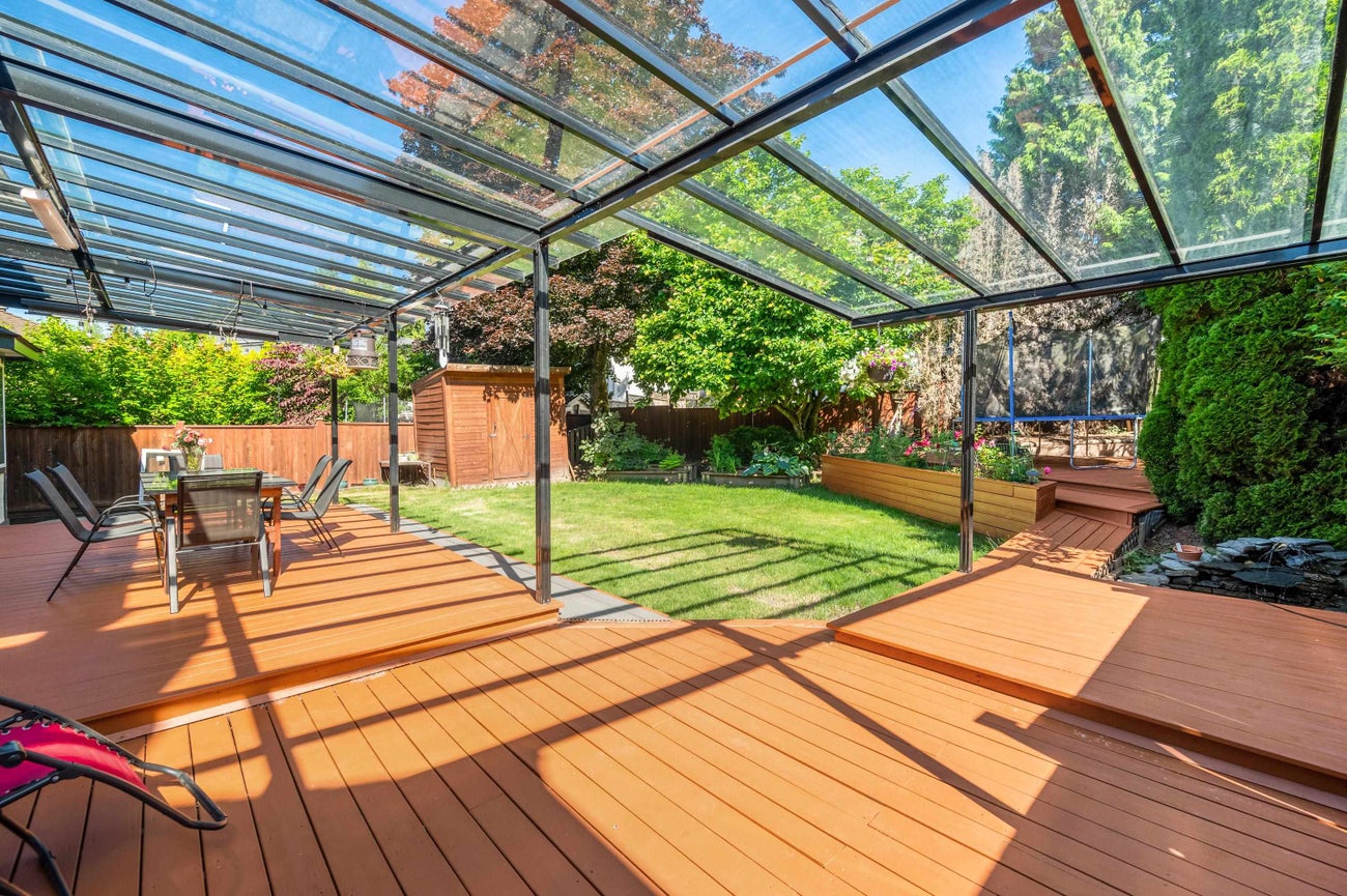 2507 Ashurst Avenue - Coquitlam East Single Family Residence for Sale, 7 Bedrooms (R3092373)# - 12 2507 Ashurst Avenue - Coquitlam East Single Family Residence for Sale, 7 Bedrooms (R3092373)# - 12