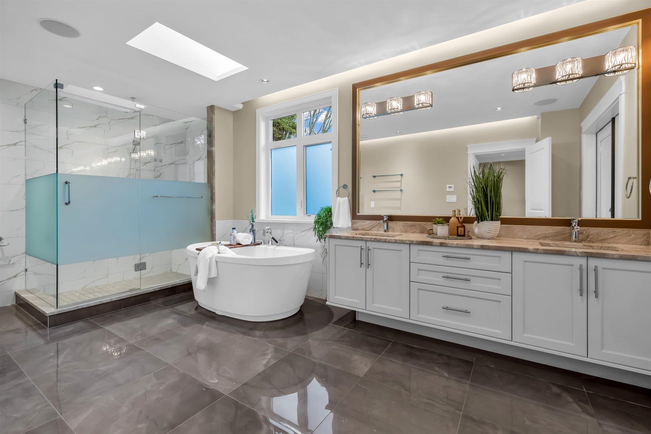 8168 Hunter Street - Government Road Single Family Residence for Sale, 7 Bedrooms (R3092426)# - 22