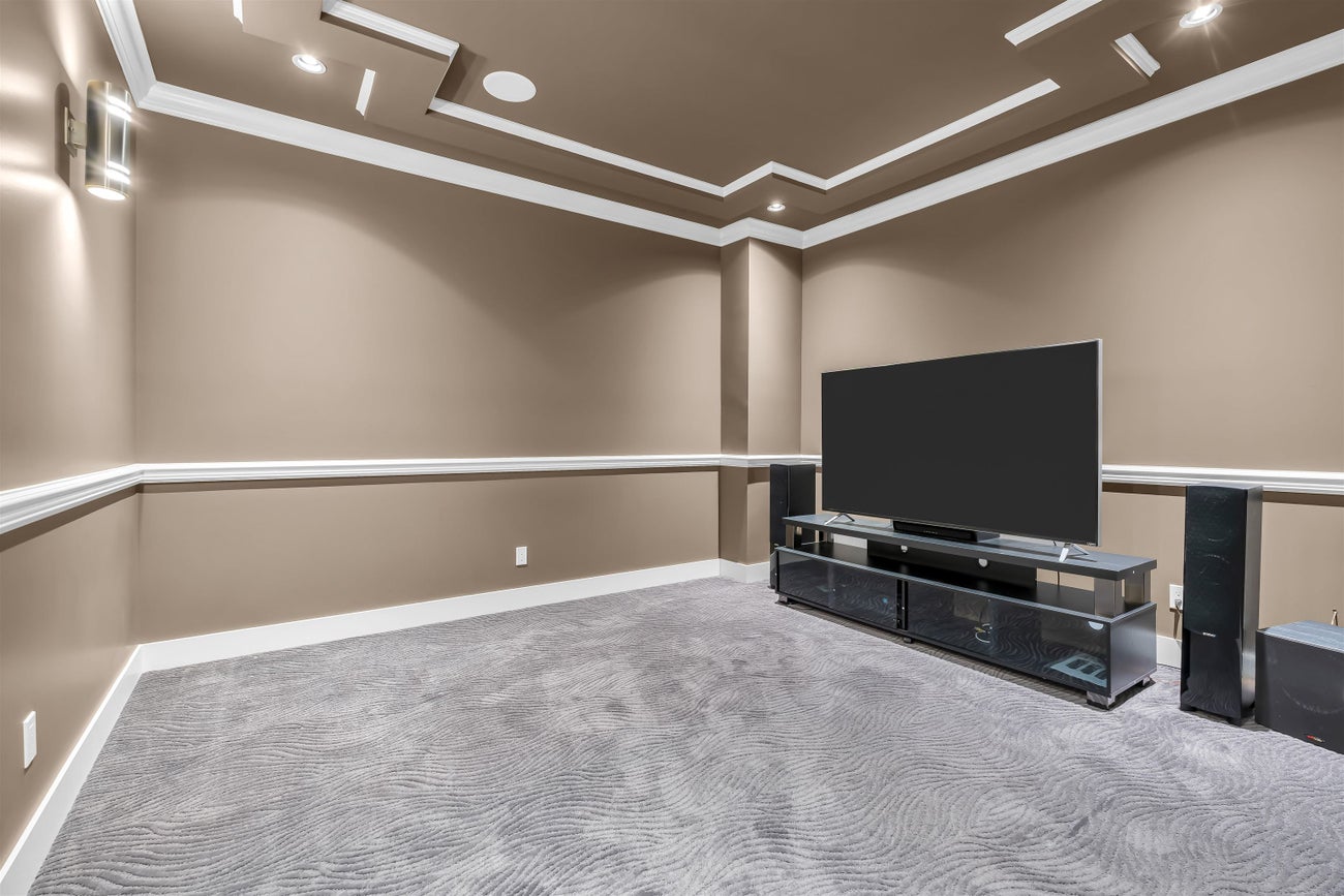 8168 Hunter Street - Government Road Single Family Residence for Sale, 7 Bedrooms (R3092426)# - 32