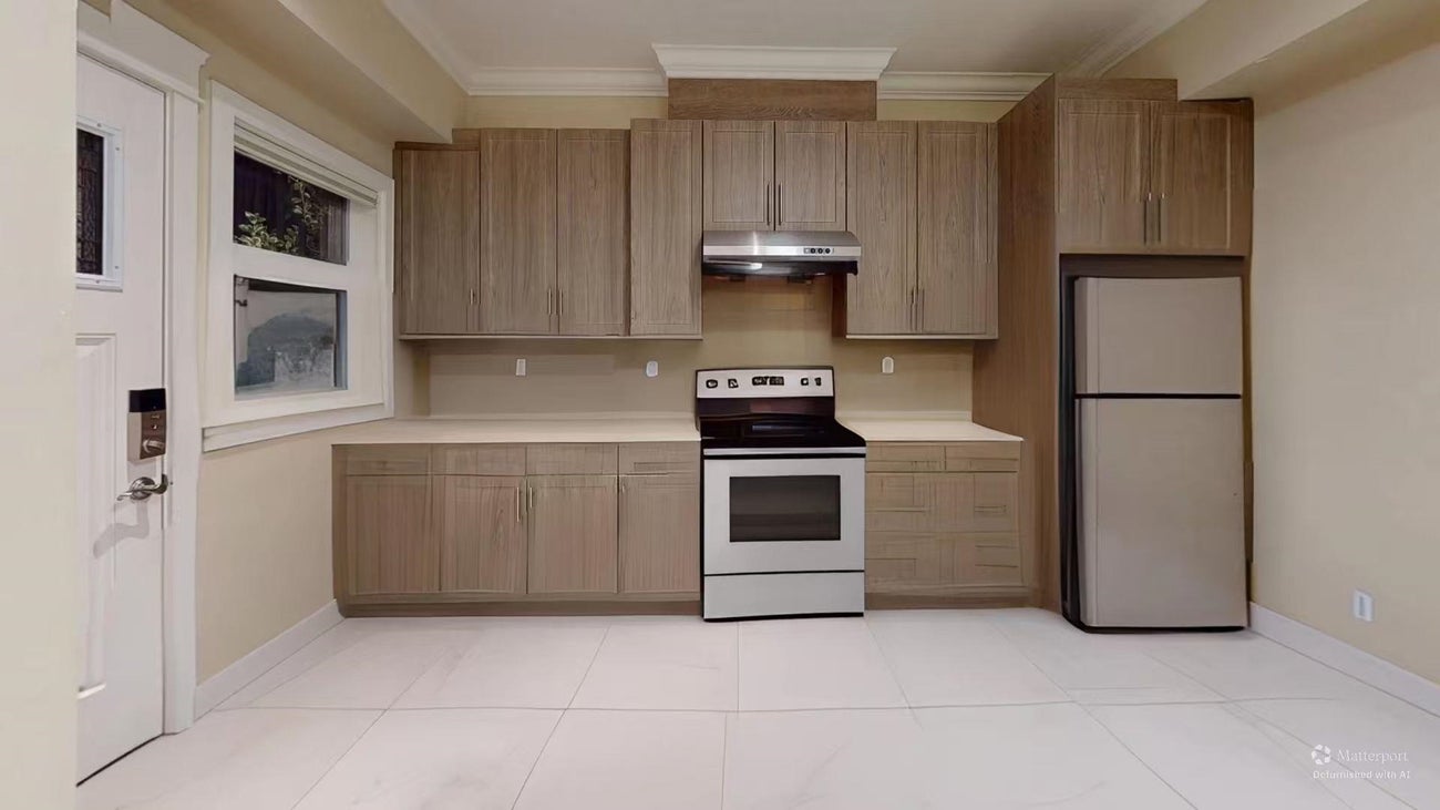 8168 Hunter Street - Government Road Single Family Residence for Sale, 7 Bedrooms (R3092426)# - 34