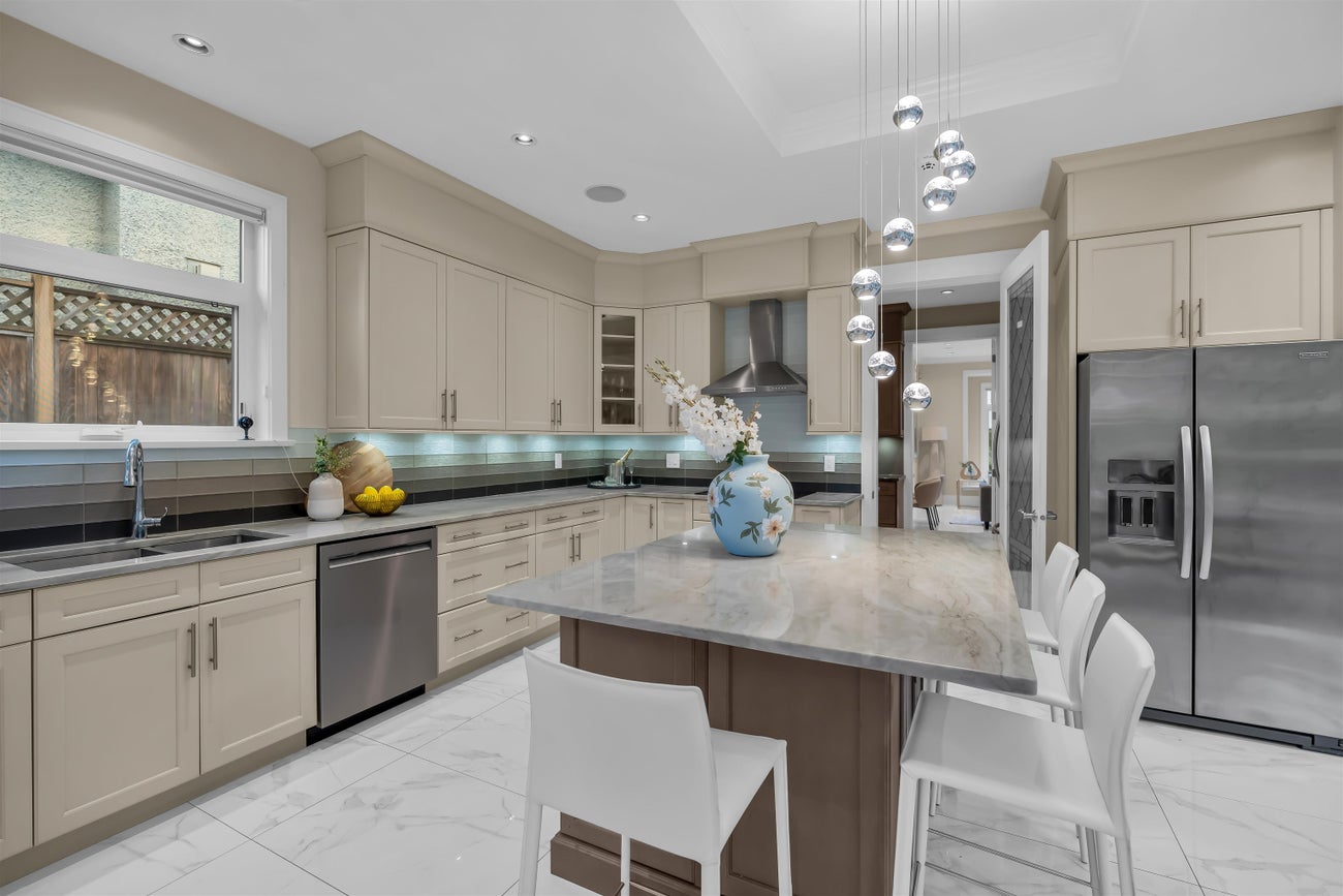 8168 Hunter Street - Government Road Single Family Residence for Sale, 7 Bedrooms (R3092426)# - 6