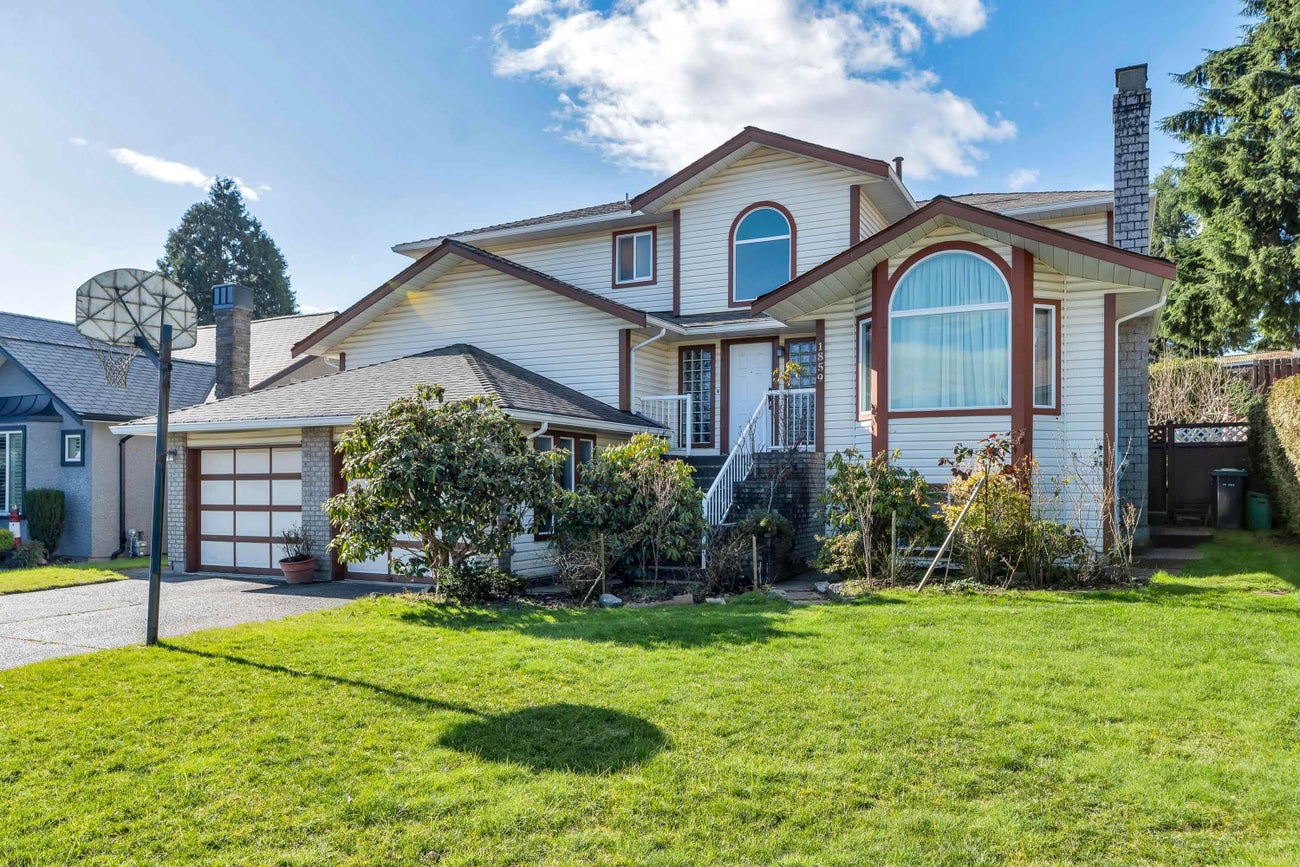1859 Walnut Crescent - Central Coquitlam Single Family Residence for Sale, 5 Bedrooms (R3092772)# - 1