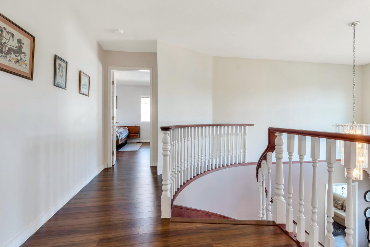 1859 Walnut Crescent - Central Coquitlam Single Family Residence for Sale, 5 Bedrooms (R3092772)# - 27