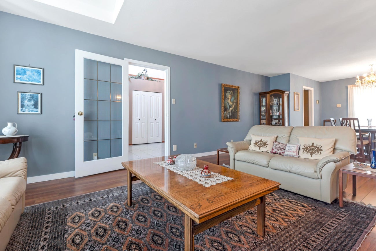 1859 Walnut Crescent - Central Coquitlam Single Family Residence for Sale, 5 Bedrooms (R3092772)# - 6