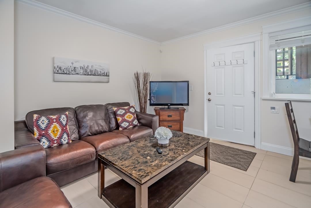 836 Sprice Avenue - Coquitlam West Single Family Residence for Sale, 7 Bedrooms (R3093090)# - 39