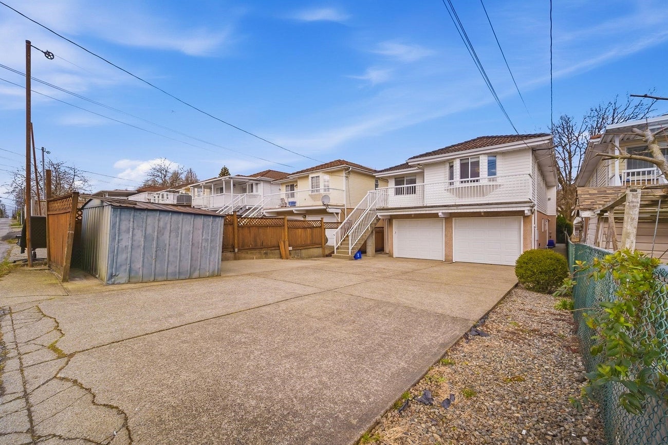 4338 Pandora Street - Vancouver Heights Single Family Residence for Sale, 4 Bedrooms (R3093096)# - 38